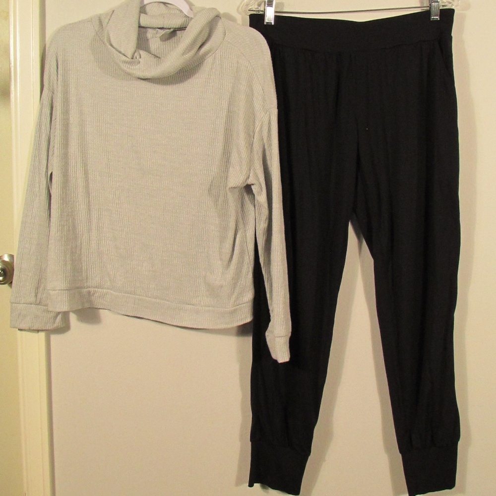 Hello Mello Soft Ribbed Sweater & Mondetta Joggers